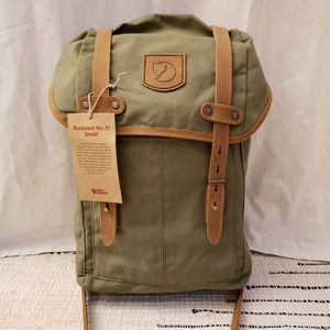 NWT Fjallraven Rucksack Backpack- back to school!
